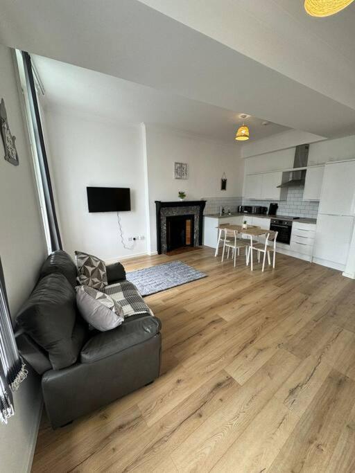 Spacious Flat In Sheffield City Center Gs304 מראה חיצוני תמונה