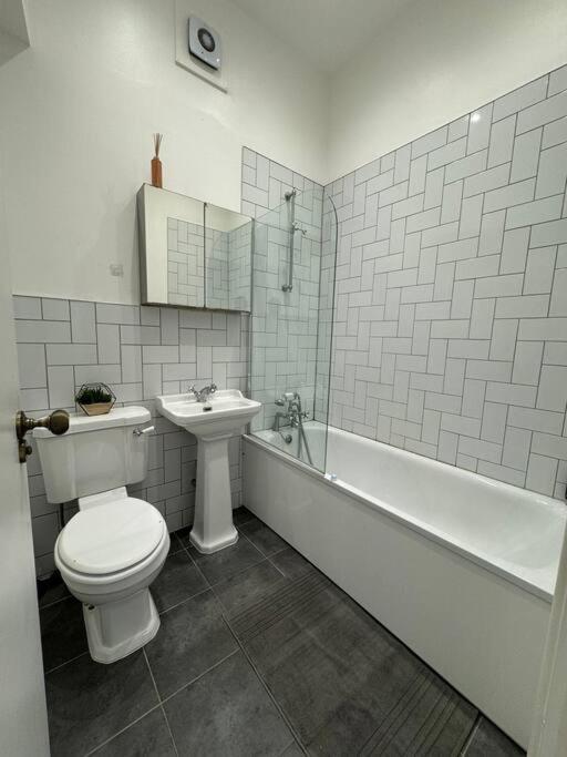 Spacious Flat In Sheffield City Center Gs304 מראה חיצוני תמונה