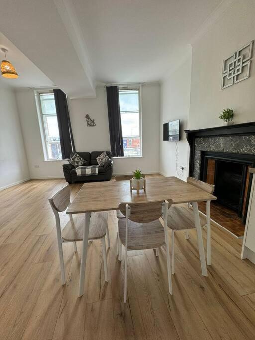 Spacious Flat In Sheffield City Center Gs304 מראה חיצוני תמונה